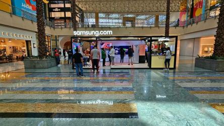 Samsung Brings Its Online Store At Mirdif City Centre